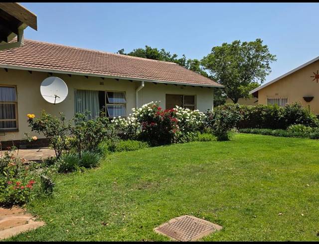 4 BEDROOM HOUSE FOR SALE IN GOLF PARK